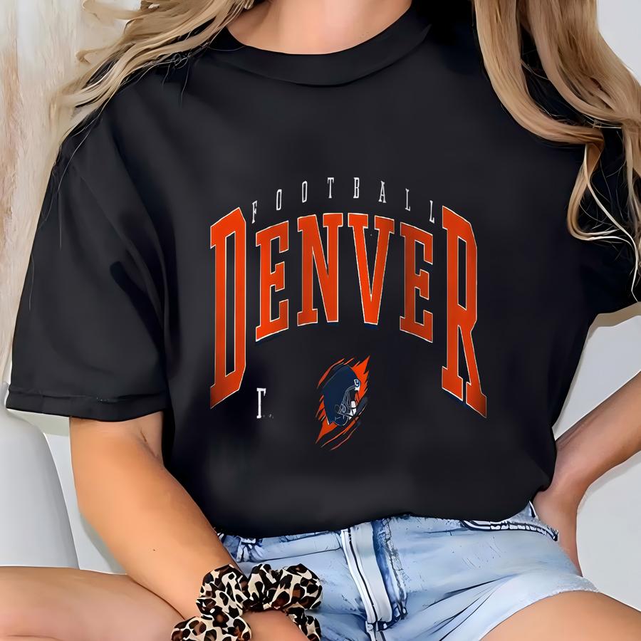 Denver Football Sweatshirt, Vintage Style Denver Football Crewneck, Retro Denver Football Sweater, Denver Fan Gift, Sunday Football Apparel T-shirt