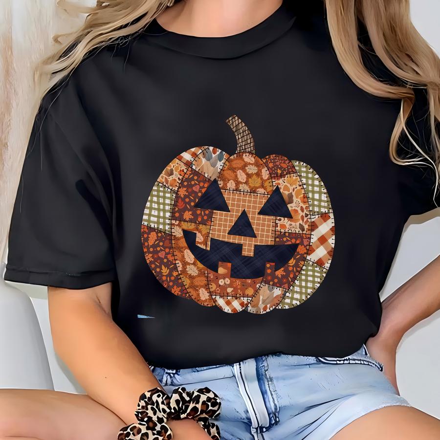 Faux Patchwork Pumpkin Halloween Sweatshirt: Retro Spooky Season Outfit T-shirt