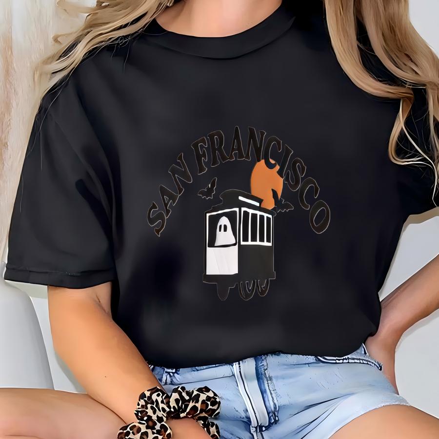 San Francisco Halloween Sweatshirt: Ghost Cable Car Design T-shirt