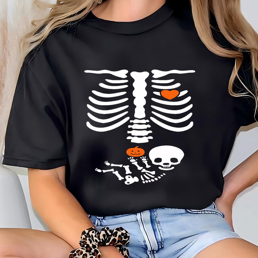 Skeleton Halloween Maternity Sweatshirt, Funny Pregnancy Announcement Shirt 2025, Pregnant Women Costume, Fall New Mom Sweater, Mommy To Be T-shirt
