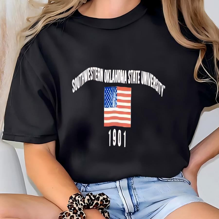 Vintage Southwestern Oklahoma State University Sweatshirt Large Sosu United States Printed Logo Sweater Swosu Bulldog Ncaa Crewneck Size L T-shirt