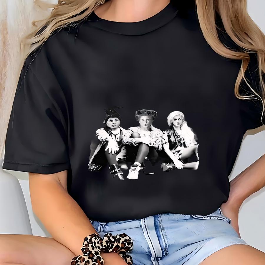 Long And Short Sve Shirt: Sanderson Sisters Halloween Crewneck T-shirt