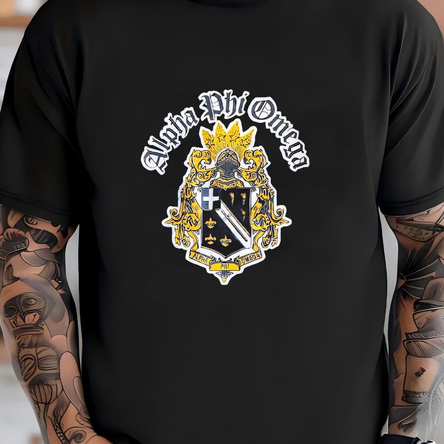 Vintage 1960’s Alpha Phi Sunfaded College Varsity Sweatshirt. Made In Usa, Size Medium. T-shirt