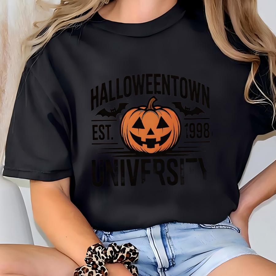 Retro Halloween Tee Women Oversized Shirt Pumpkin Season Cozy Casual Tshirt ® Halloween Fall Tee University Women Aesthetic T-shirt