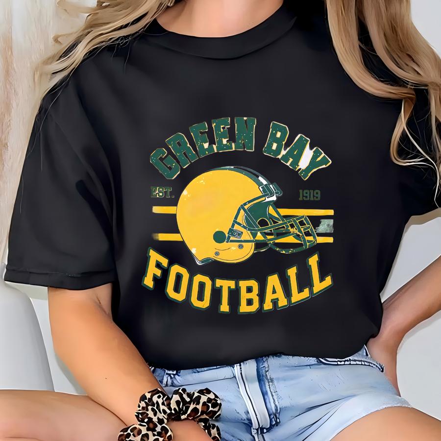 Vintage Green Bay Football Shirt, Distressed Retro 90s Style Game Day Tee, Sunday Football Tshirt, Unisex Green Bay Fan Shirt T-shirt