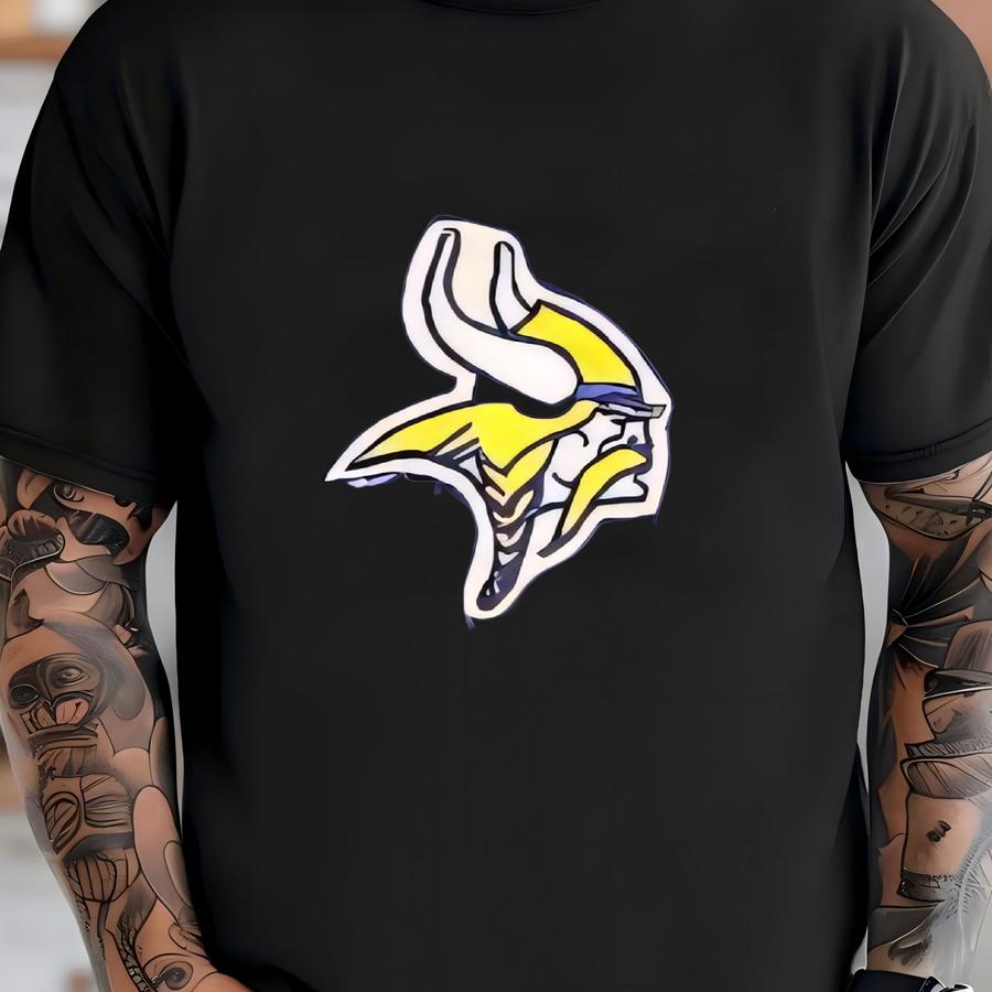 Vintage 1980s Chalk Line  Football Made In Usa Satin Style Bomber Jacket (fits Size Adult Medium) T-shirt