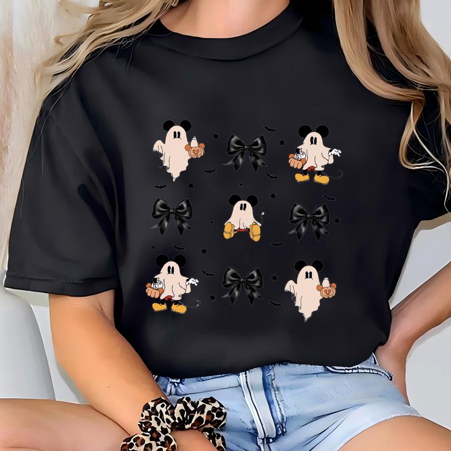 Friends Ghost Coquette Bow Halloween Sweatshirt, 's Not So Scary Party Sweat,land Family Spooky Season 2024 Trip T-shirt