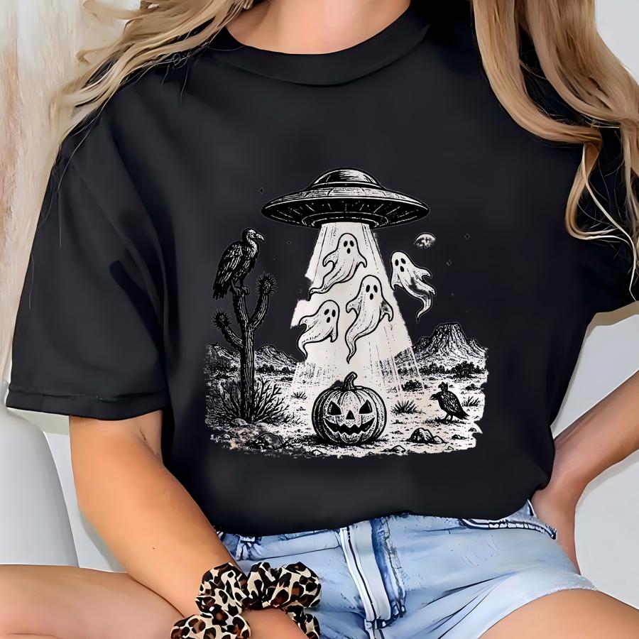Vintage Style Ufo Ghost Shirt: Retro Halloween Alien Pumpkin Cotton T-shirt