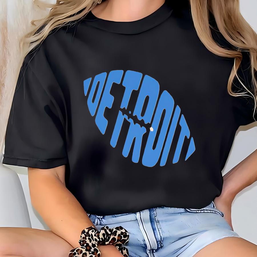 Football Shirt: Vintage Game Day Crewneck T-shirt
