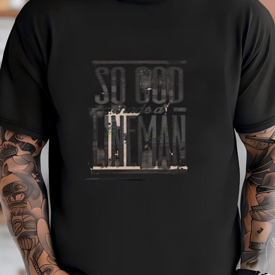 So God Made A Lineman Wall Art Print, Western Retro Lineman Decor, Lineman Gift For Electrical Workers, Vintage Rustic Power Line Bar Art T-shirt