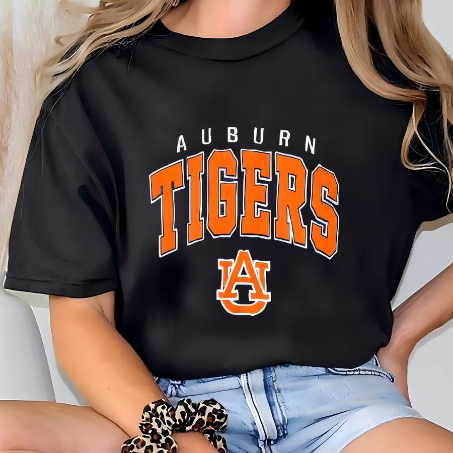 Vintage Auburn University Sweatshirt Crewneck Pullover Auburn Tigers Logo Blue  T-shirt