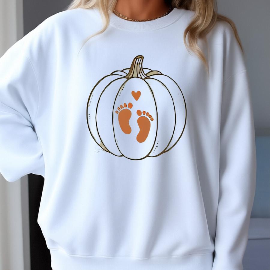 Growing A Little Pumpkin Maternity Sweatshirt: Fall Pregnancy Announcement Sweatshirt Growing A Little Pumpkin Maternity Sweatshirt: Fall Pregnancy Announcement Sweatshirt
