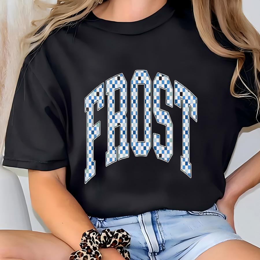 Checkered Retro Frost Sweatshirt, Merry Christmas Sweatshirt, Festive Holiday Sweater, Cute Christmas Gift, Varsity Aesthetic Xmas Crewneck T-shirt