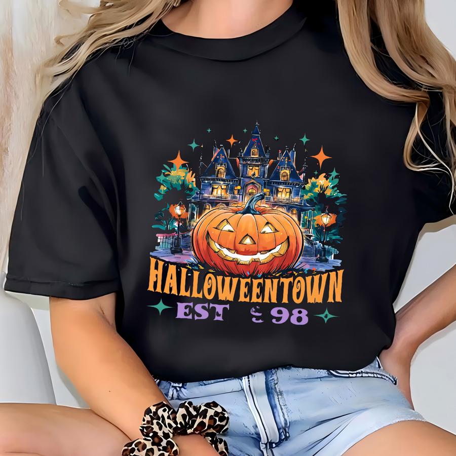 ® Halloweentown Est 1998 Sweatshirt, Halloween Town Crewneck, Halloween Tee, Halloweentown University, Vintage Halloween Shirt T-shirt