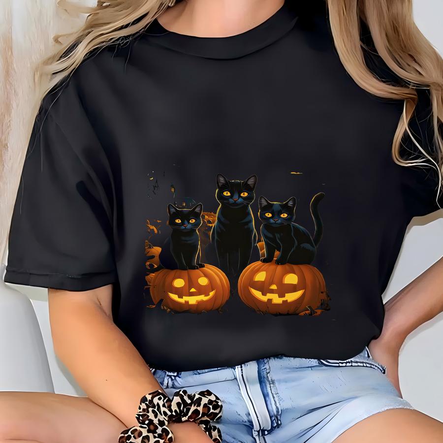 Halloween Cat Pumpkin Sweatshirt, Cute Spooky Cats Crewneck, Fall Pumpkin Patch Pullover, Cozy Halloween Sweatshirt, Fall Cat Sweater T-shirt
