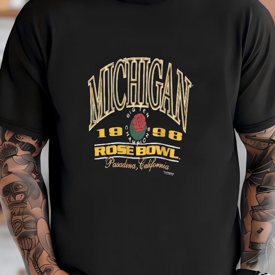 Vintage 90's Michigan Wolverines Ncaa Football Blue Sweatshirt Large Michigan Rose Bowl Spell Out Logo Sweater Michigan University Size L T-shirt