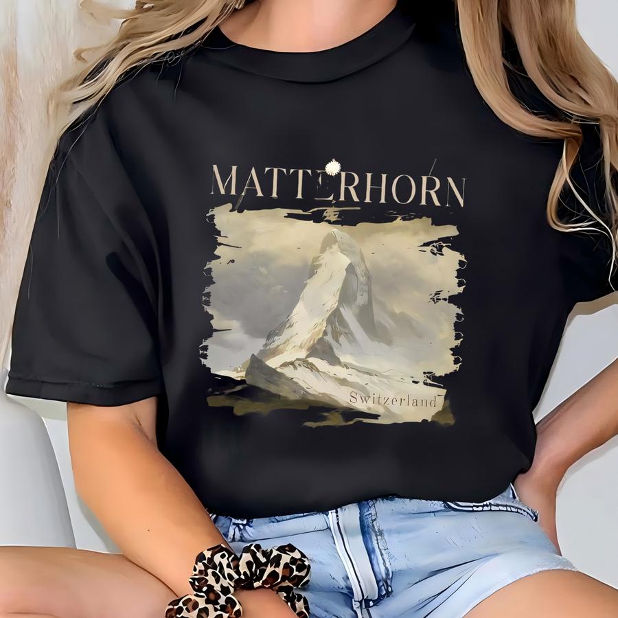 Retro Matterhorn Switzerland Mountain Snowy Scene 90s Vintage Style, Christmas Apparel Sweatshirts Tshirt T-shirt