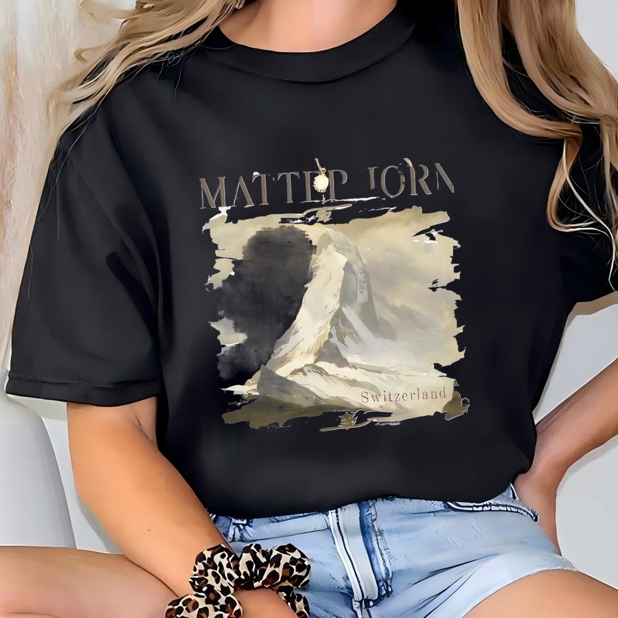 Retro Matterhorn Switzerland Mountain Snowy Scene 90s Vintage Style, Christmas Apparel Sweatshirts Tshirt T-shirt