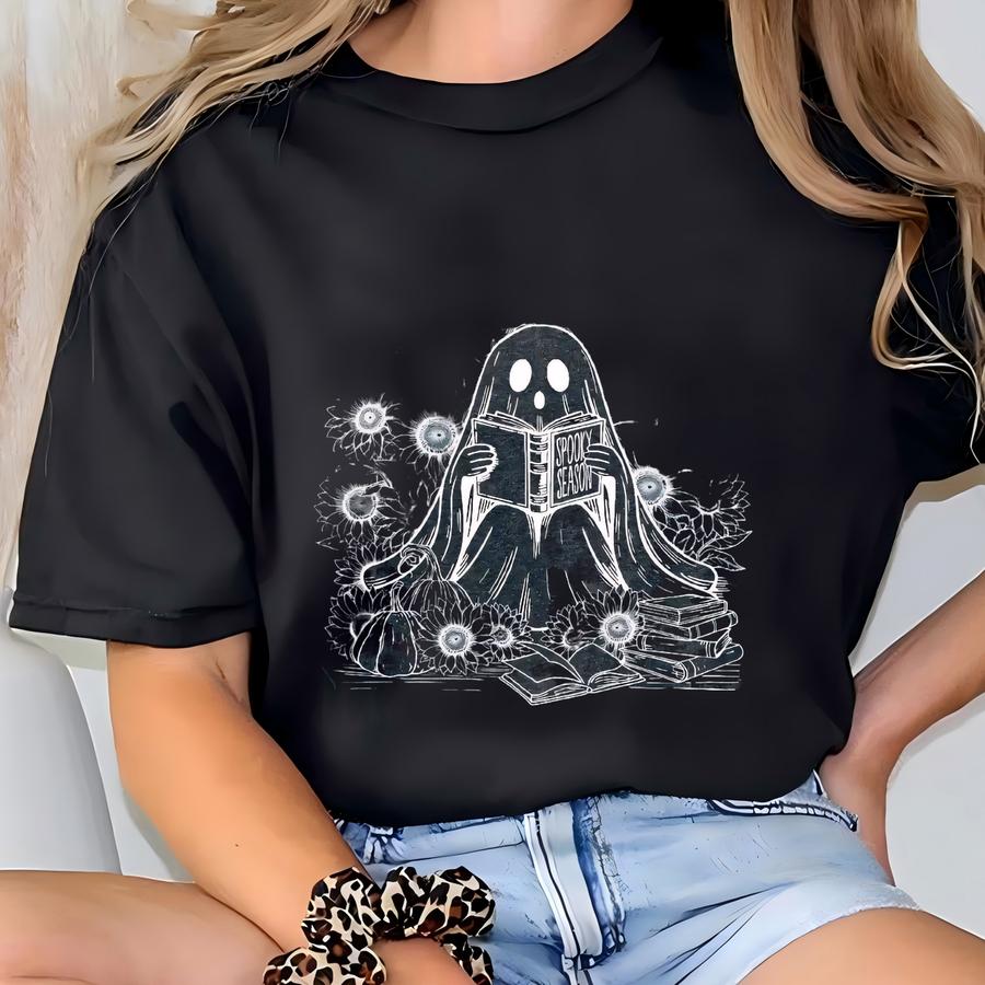 Shirt, Ghost Reading Book Suower Shirt, Spooky Teacher Shirt, Librarian Halloween, Bookish Ghost Shirt, Halloween Ghost T-shirt