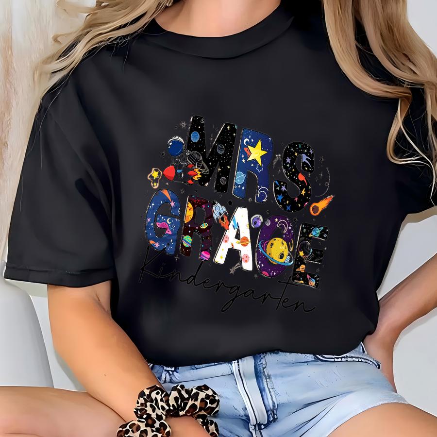 ® Kindergarten Teacher Shirt Outer Space Theme Tee Back To School Shirts First Day Of School Shirt Kindergarten Planets Shirt T-shirt