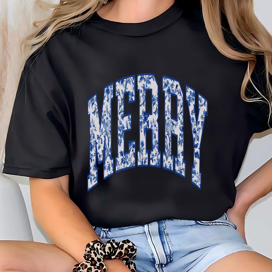 Chinoiserie Merry Sweatshirt, Merry Christmas Sweater, Blue Christmas, Christmas Cute Shirt, Grand Millennial Christmas, Toile Christmas, T-shirt