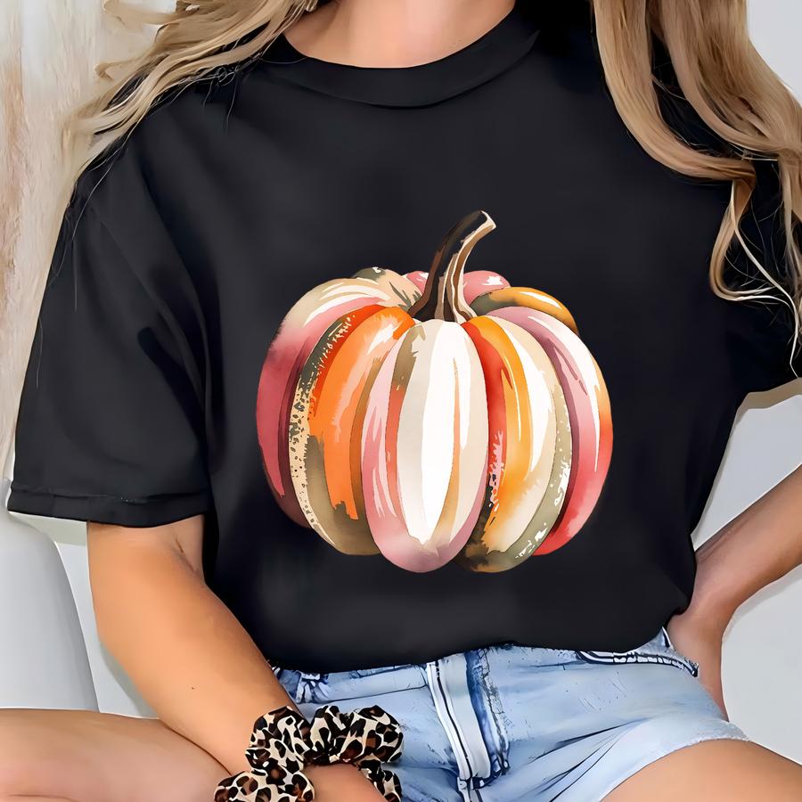 ® Pumpkin Shirt, Womens Halloween Shirt, Pumpkin Patch Shirt, Fall Graphic Tee, Thanksgiving Gift, Watercolor Pumpkin Shirt. T-shirt