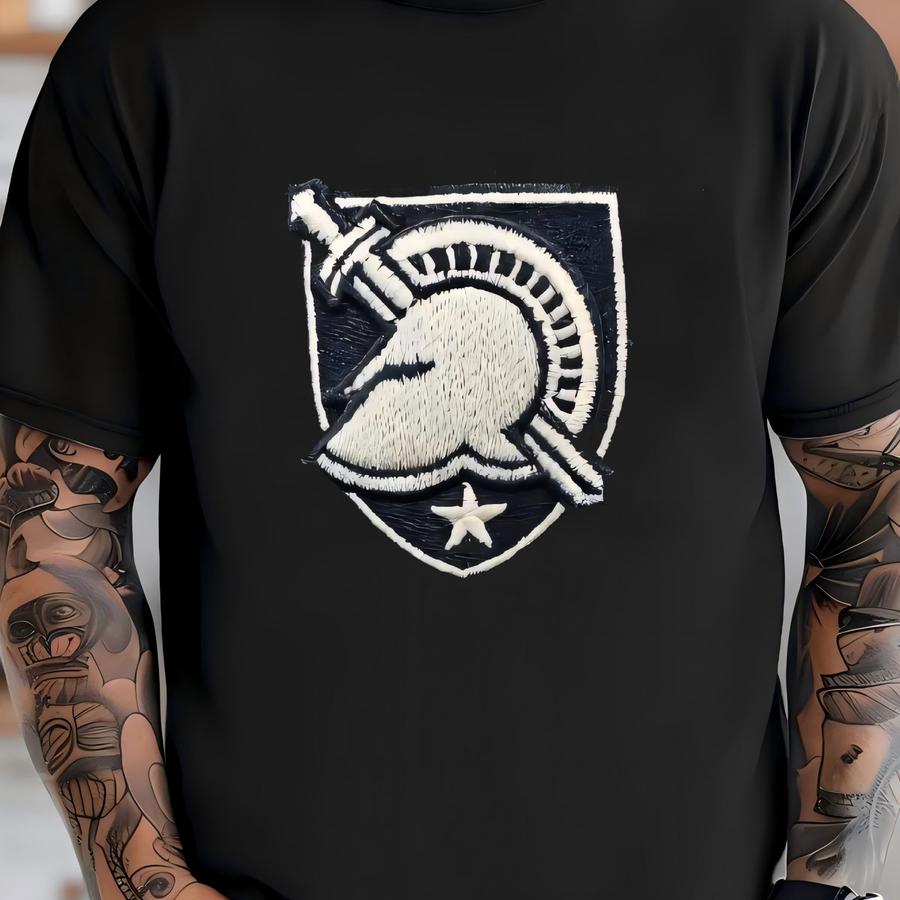 Vintage Black Knights Fitted Hat Cap Y2k Black Wool Memory Fit Military T-shirt