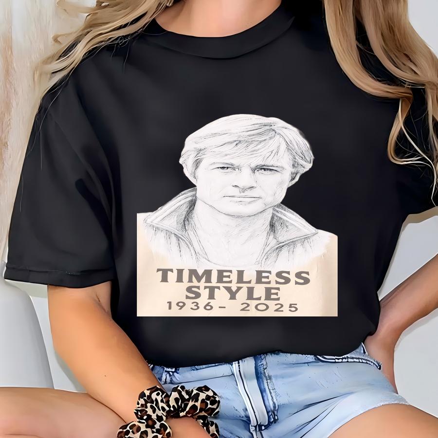 Robert Red Hoodie: Vintage Hollywood Film Tee T-shirt