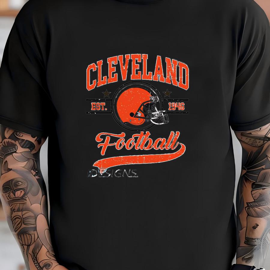 Cleveland Football 1946 Vintage Sweatshirt, Retro Sports Helmet Crewneck, Classic State Pride Fan Sweater T-shirt