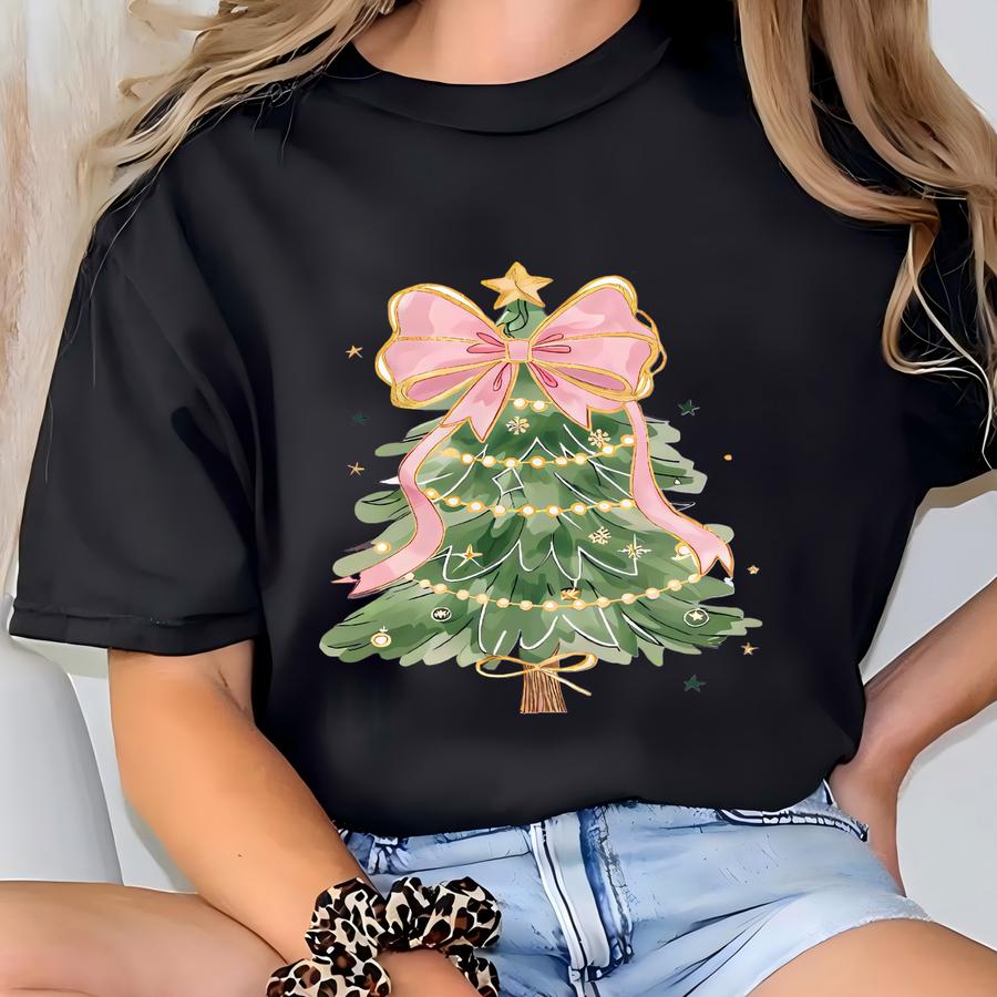 Pink Christmas Tree Sweatshirt With Bow, Coquette Holiday Crewneck, Preppy Christmas Outfit, Girly Cozy Winter Pullover, Holyday Tee. T-shirt
