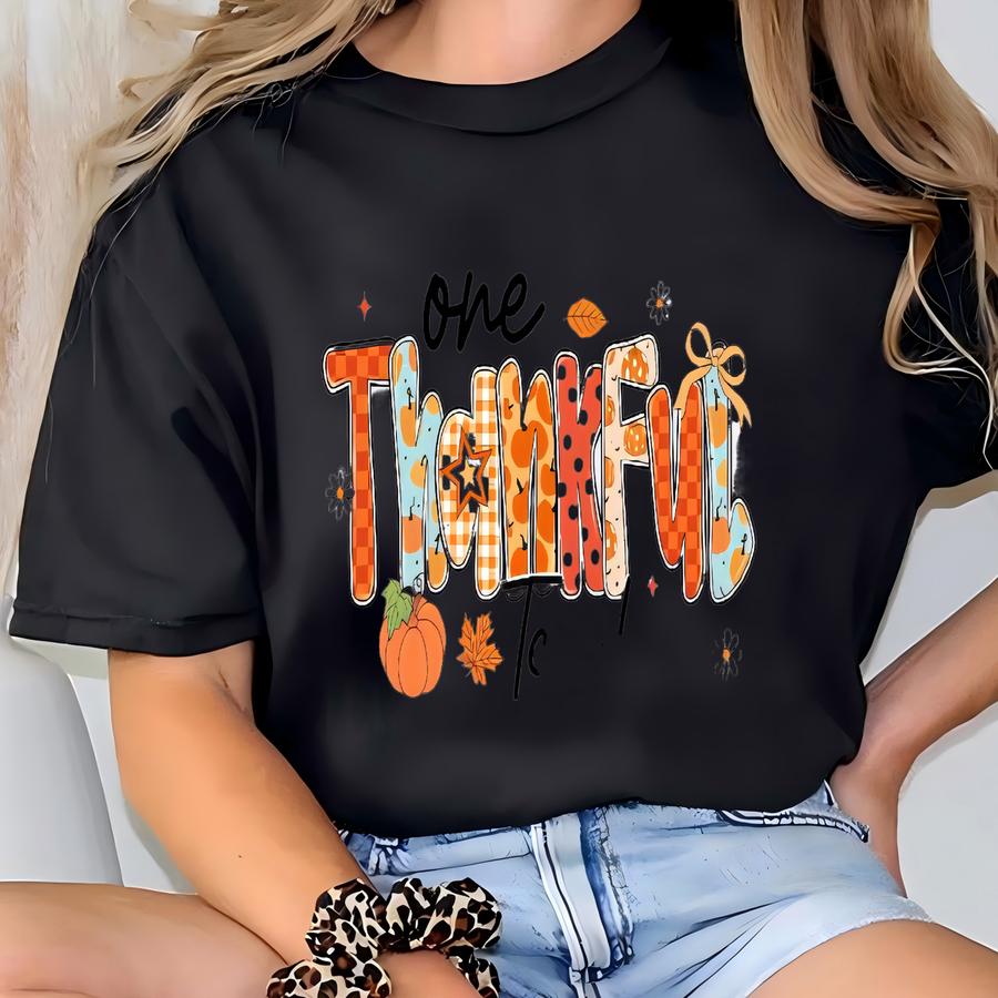 One Thankful Teacher Sweatshirt: Thanksgiving Cotton-blend Shirt T-shirt