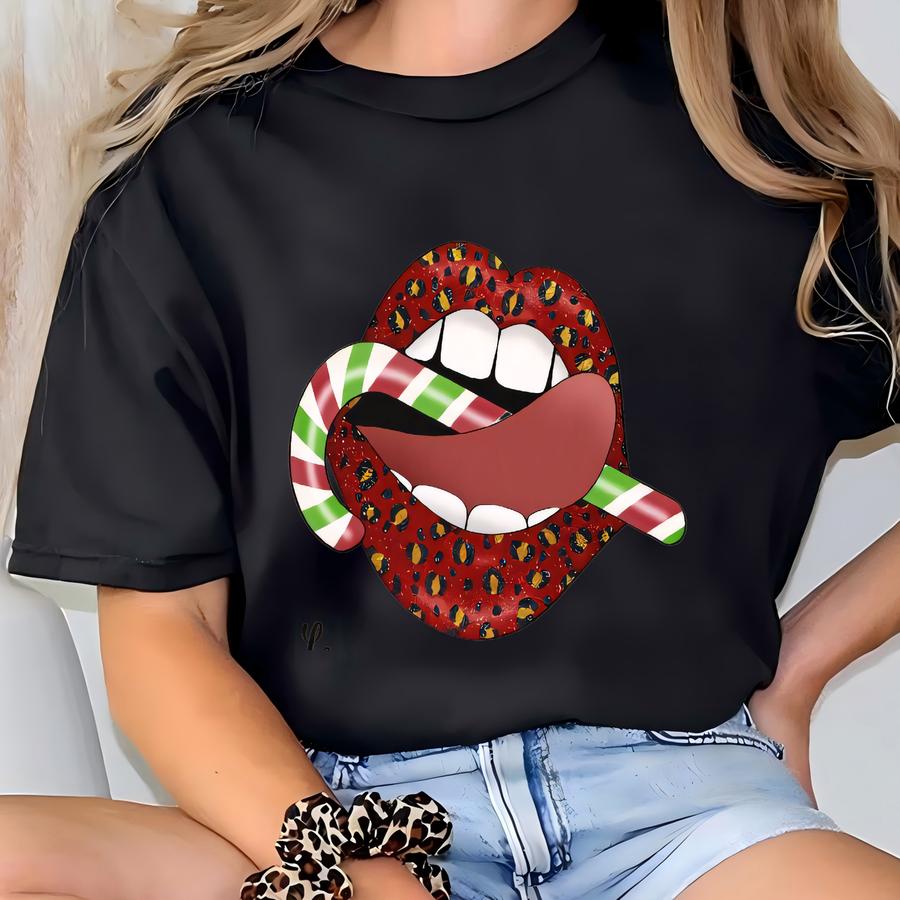 ® Tis Girl Loves Christmas Shirt, Christmas Lips Tshirt,candy Cane Holiday Tee,christmas Shirt,xmas Kiss Shirt,merry Christmas T-shirt