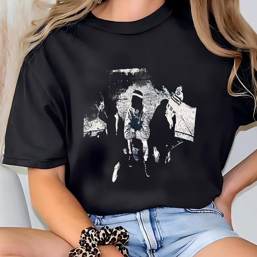 Vintage 2000s Beastie Boys Tshirt Size S T-shirt