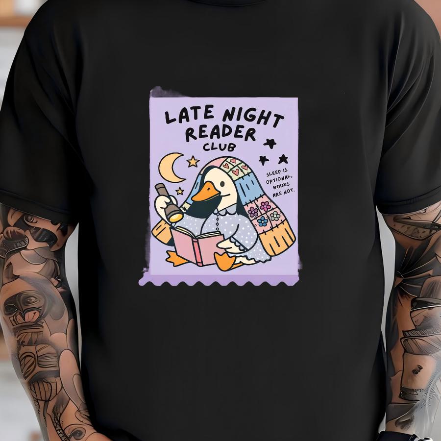 Late Night Reader Club Hoodie, Bookish Goose Graphic Hoodie (lago91) T-shirt