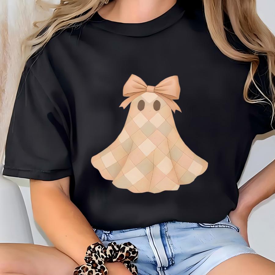 Quilted Ghost Sweatshirt, Halloween Patchwork Ghost Sweater, Cute Ghost Shirt, Spooky Halloween Shirt, Halloween Gift, Halloween Coquette T-shirt