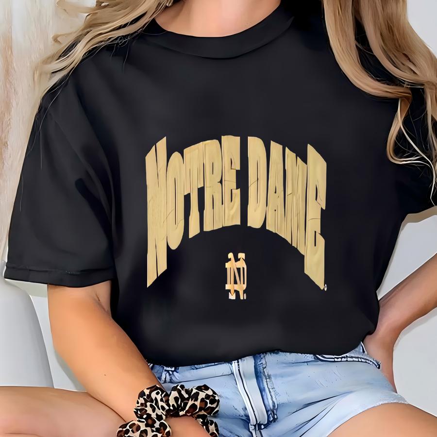 Vintage University Sweatshirt Crewneck Pullover Fighting Irish Logo Blue X T-shirt