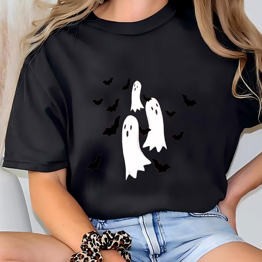 ® Flying Ghosts And Bats Shirt, Halloween Pocket Shirt, Spooky Shirt, Witch Shirt, Pumpkin Shirt, Skeleton Shirt T-shirt