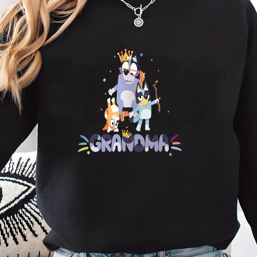 Blue Dog Grandma Shirt – Cute Cartoon Pup Tee For Grandma Queen – Nana Birthday Gift – Puppy Family Shirt – Grandparent Matching Sweathsirt Sweatshirt