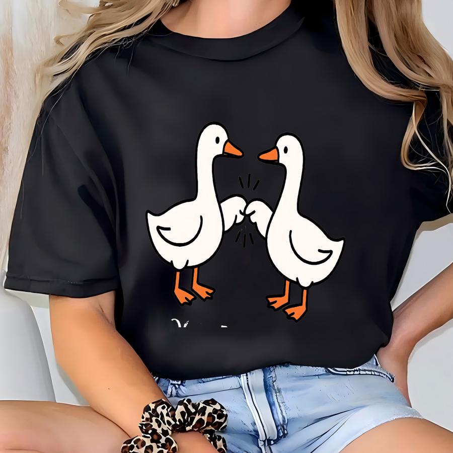 ® Goose Bumps Shirt, Funny Goose Tee, Retro Humor Shirt, Cute Animal Shirt, Sarcastic Meme Shirt, Goose Lover Gift T-shirt