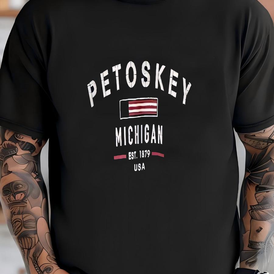 Vintage Petoskey Michigan Spellout Gildan Tag Crewneck Sweatshirt L Size T-shirt