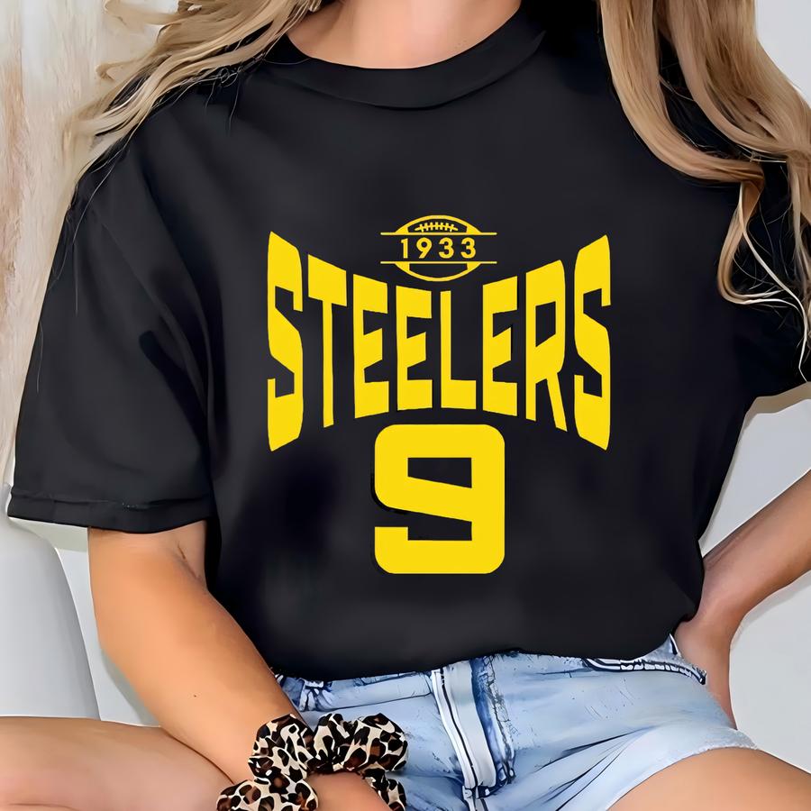 Custom Number Pittsburgh Football Sweatshirt, Retro Sports Fan Shirt, Game Day Gift Tee, Steelers Fan Sweatshirt, Steelers Football Fan Tee T-shirt