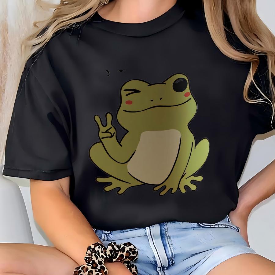 Funny Frog Just Chillin' And Croakin Custom Name Mug, Novelty Tea Cup, Cute Animal Lover Gift, Coffee Lover Gift, Unique Kitchen Decor, T-shirt