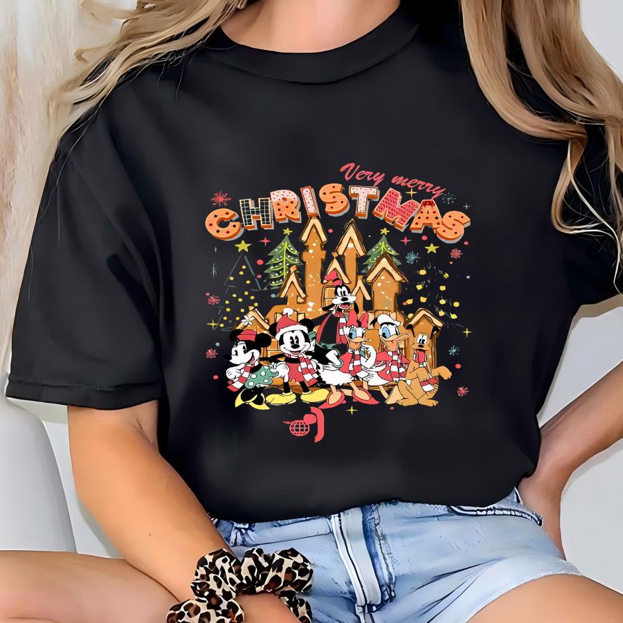 Christmas Tshirt, ’s Very Merry Christmas Party Shirt,  Friends Christmas Shirt T-shirt
