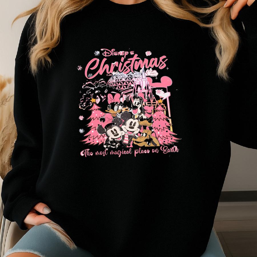 Comfort Color® Merry Christmas Shirt Vintage  Coquette Bow Christmas Tee Trip Xmas Sweatshirt Sweatshirt