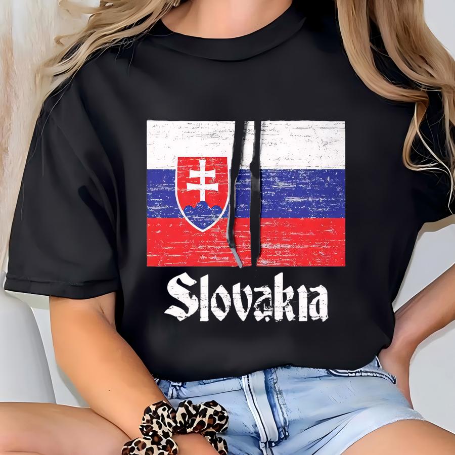 Slovak Flag Sweatshirt - Comfortable Cotton Blend With Pouch Pocket T-shirt