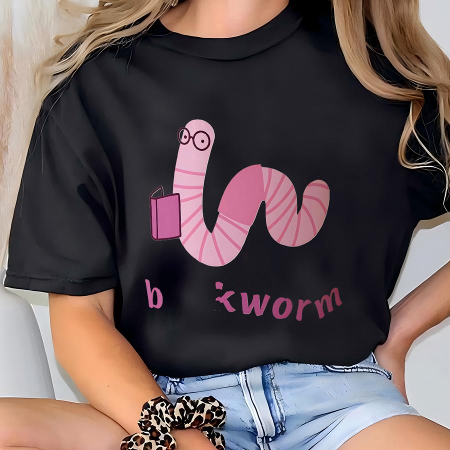 Bookworm Funny Booklover Mug Cute Worm In Glasses With A Book Coffee Mug T-shirt