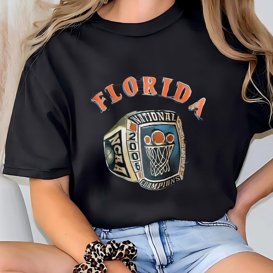 Vintage 2000s Hoodie - Ring Champions - Ncaa - Delta/ L T-shirt