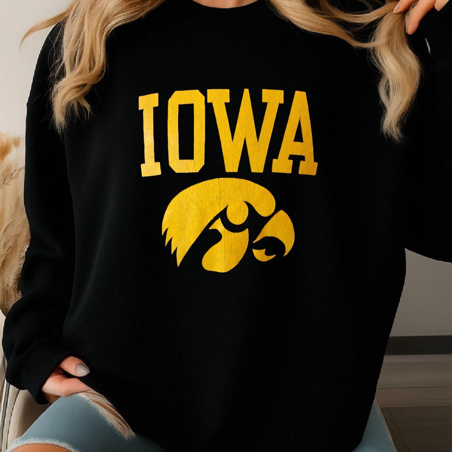 Vintage 80's Iowa Hawkeyes Faded Black Tee Soft Paper Thin Single Stitch Jersey T Shirt L Sweatshirt