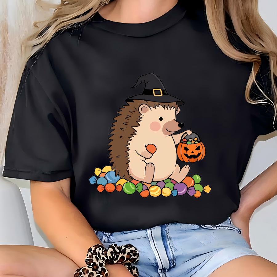 ® Halloween Hedgehog Shirt, Cute Halloween Shirt, Hedgehog Shirt, Spooky Shirt, Women Pumpkin Tee, Cute Autumn Season Tee T-shirt