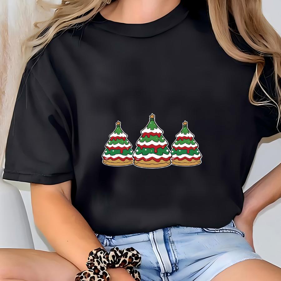 Farm Fresh Christmas Tree Sweatshirt, Holiday Cake Hoodie For Women, Cozy Winter Pullover, Retro Christmas Crewneck Wear, Festive Gift Idea T-shirt